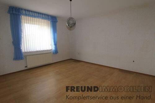 Zimmer 3 EG.JPG - 