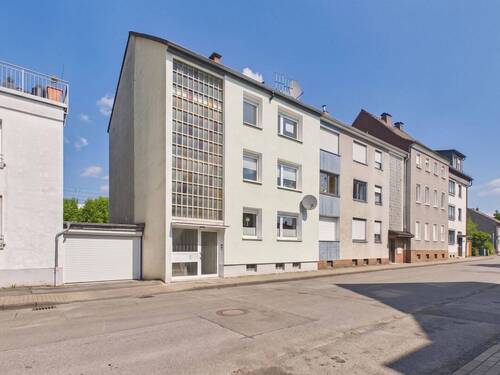 Außenansicht - Ihr neues Kapitel in Schwerte: Viel Platz und sichere Perspektive durch solides Wohnungspaket