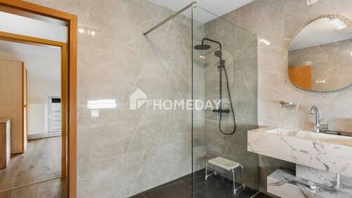 1. OG Badezimmer 3 - 