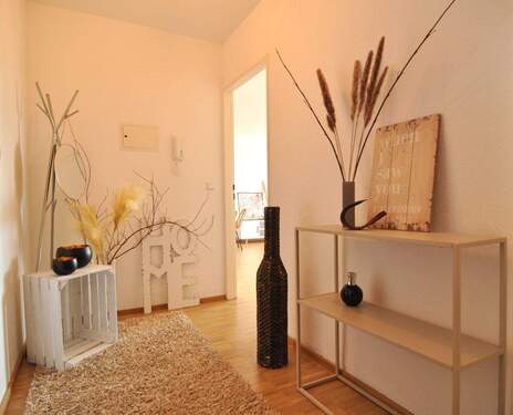 Flur - 2 Zimmer Etagenwohnung zum Kaufen in Neu-Ulm