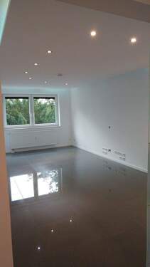 Bild 1 - LUXUS Appartament mit Einbauküche, Balkon, Garage