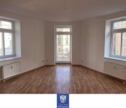 Wohnen - Wunderschöne und großzügige Familienwohnung mit hübschem Balkon!