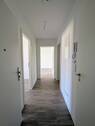 Flur - Etagenwohnung mit 75,60 m&sup2; in Gera zur Miete