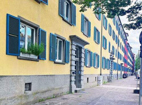 Bild 1 - Charmante zentrale 3-Raum-Hochparterre-Wohnung mit Balkon und Gemeinschaftsgarten 5min zum Wasser