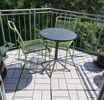 TRAUMLAGE - Helle 2-Zimmer-Maisonette-Wohnung, EBK, Balkon - 91054 Erlangen-Burgberg