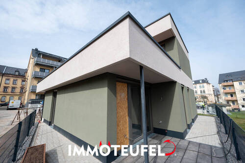 Hausansicht - 4 Zimmer Etagenwohnung zur Miete in Limbach-Oberfrohna