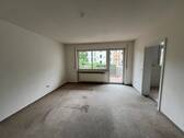 Wohnzimmer - Etagenwohnung mit 67,30 m&sup2; in Leipzig / Kleinzschocher zum Kaufen