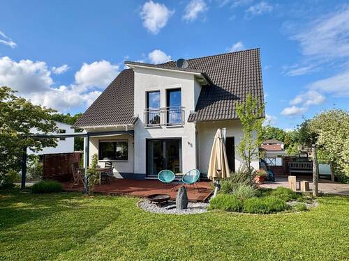 Wohnhaus - Gartenansicht - 