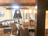 Wohnzimmer EG in der größere Wohneinheit - 