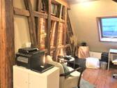 Arbeitszimmer 1.OG in der größeren Wohneinheit - 