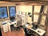 Arbeitszimmer 1.OG in der größeren Wohneinheit - 