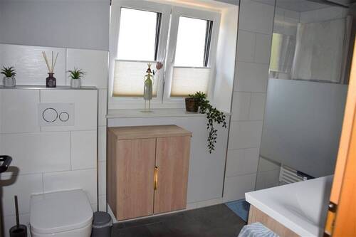 Modernes Duschbad - 