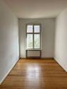 Zimmer 1 - 4 Zimmer Etagenwohnung zum Kaufen in Berlin