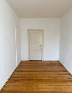 Zimmer 1 - 4 Zimmer Etagenwohnung in Berlin