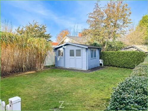 Garten mit Gartenhaus - 