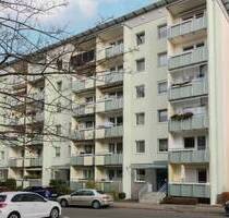 *Modernisiert* Ab Frühjahr 2026 bezugsfreie 5-Zi.-Wohnung mit 2 Bädern und 2 Balkonen - Chemnitz Markersdorf