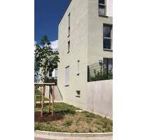 Frei, neuwertig, mit vielen Extras: Helles, hochwertig gebautes und unterkellertes Reihenendhaus! - Regensburg Konradsiedlung-Wutzlhofen