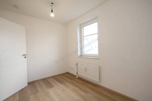 SCHLAFZIMMER - 2 Zimmer Etagenwohnung in Darmstadt