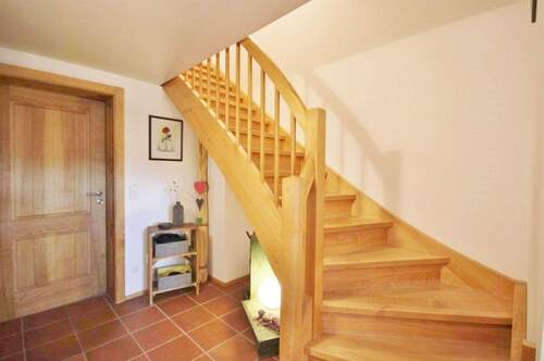 Treppe vom EG ins 1.OG - 