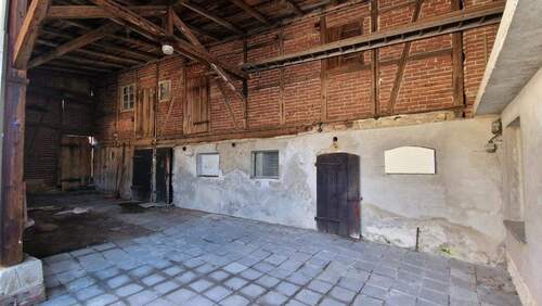 Scheune - 9 Zimmer Einfamilienhaus in Gefell