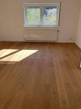 Bild 1 - Schöne 2-Zi.- Wohnung mit sep. Eingang