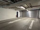 Tiefgarage - Breite Ein- und Ausfahrt - 