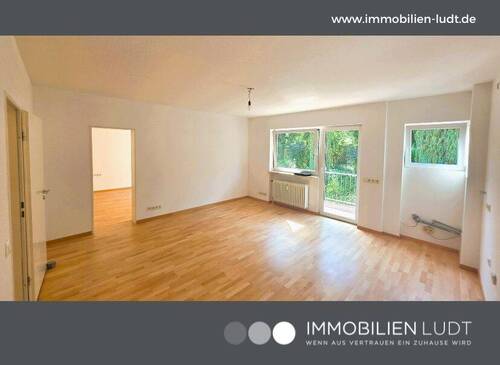 ETW in 66113 Saarbruecken-Immobilien Ludt.jpg - Renovierte Eigentumswohnung in Saarbrücken mit Doppelgarage und Balkon