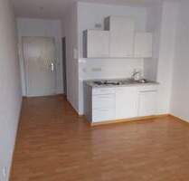 *** Günstige 1-Zimmer mit Riesenterrasse, EBK und Wannenbad in Uninähe!! *** - Chemnitz Altchemnitz *** Günstige 1-Zimmer mit Riesenterrasse, EBK und Wannenbad in Uninähe!! *** - Chemnitz Altchemnitz
