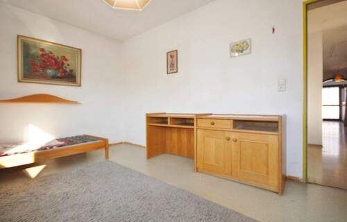Zimmer/Büro (EG) - 