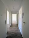 Flur - Etagenwohnung mit 75,60 m&sup2; in Gera zur Miete
