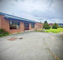 Flachdachbungalow mit großem Grundstück & Baupotenzial in Oberhausen