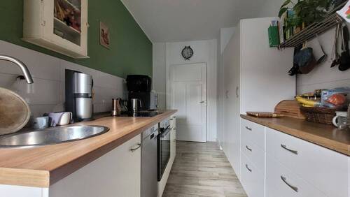 Einbauküche mit Übernahmeoption - 4 Zimmer Etagenwohnung zur Miete in Dresden