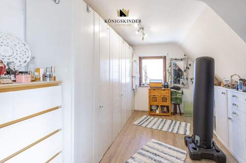 Ankleidezimmer im OG - 