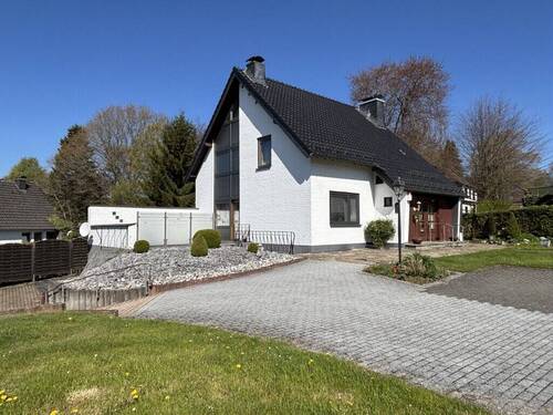 seitliche Ansicht - 6 Zimmer Einfamilienhaus in Monschau