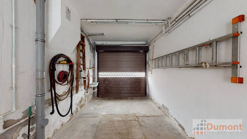 Garage - 