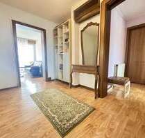 Charmante 2-Zimmer-Wohnung mit Balkon und finnischem Kaminofen-zentral in Kehl!