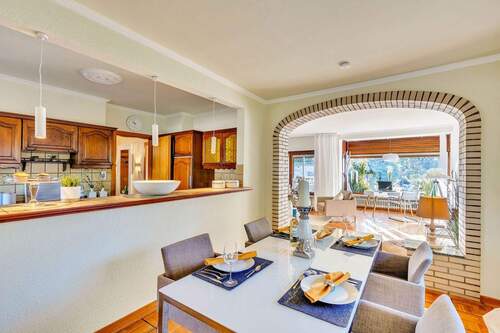 Esszimmer - Mehrfamilienhaus, Wohnhaus mit 297,10 m&sup2; in Jersbek zum Kaufen