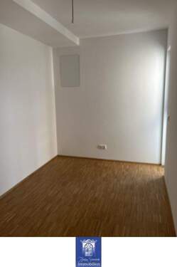 Schlafen - Etagenwohnung mit 42,20 m&sup2; in Arnsdorf zur Miete