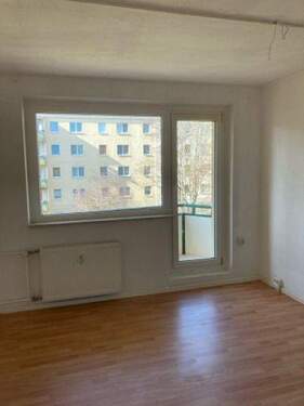 Wohnbereich - Etagenwohnung mit 73,30 m&sup2; in Erfurt zur Miete