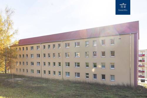 Hausansicht Rückseite - 2 Zimmer Etagenwohnung zur Miete in Gera