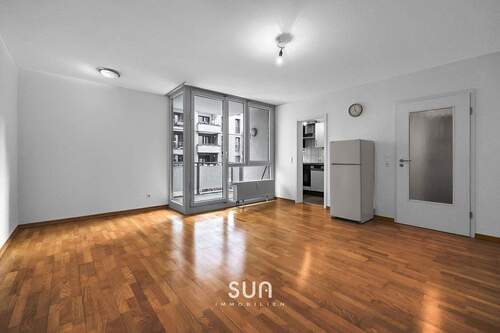 WOHNZIMMER - 2 Zimmer Etagenwohnung zur Miete in Frankfurt am Main