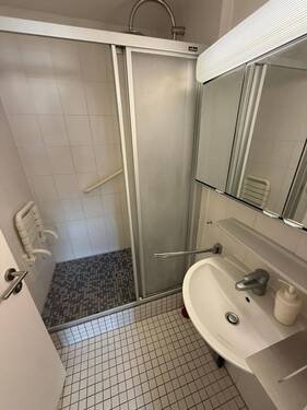 Gaste WC als Dusche , Rückbau möglich - 