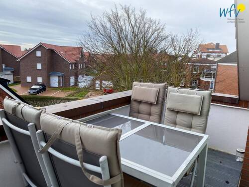 Balkon - Optimal geschnittene Ferienwohung mit Platz für vier Gäste und Balkon mit Blick auf den alten Leuchtturm
