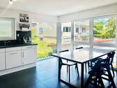 Bild 1 - Wohnkomfort über zwei Ebenen - 460.000,00 EUR Kaufpreis, ca.  146,00 m² Wohnfläche