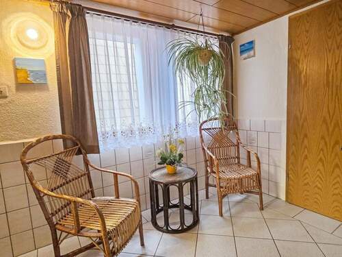 Eingangsbereich - 8 Zimmer Einfamilienhaus zum Kaufen in Rosenthal am Rennsteig