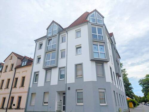 Gebäude - 2 Zimmer Etagenwohnung in Zwickau