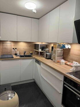Modern Kitchen Setup - 