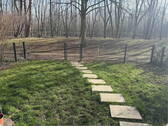 Private Garden Path - Stilvolle, sanierte 2-Zimmer-Gartenwohnung mit Terrasse in Moosach