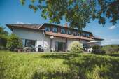 Rückseite-Terrasse - Mehrgenerationenhaus mit sehr viel Platz - Bad HomburgOber-Erlenbach
