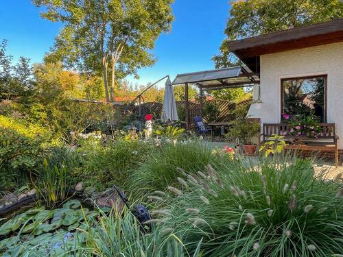 Titelbild - Perfekt für Mehrgenerationen oder Freunde: Neues Zuhause direkt nebenan realisierbar